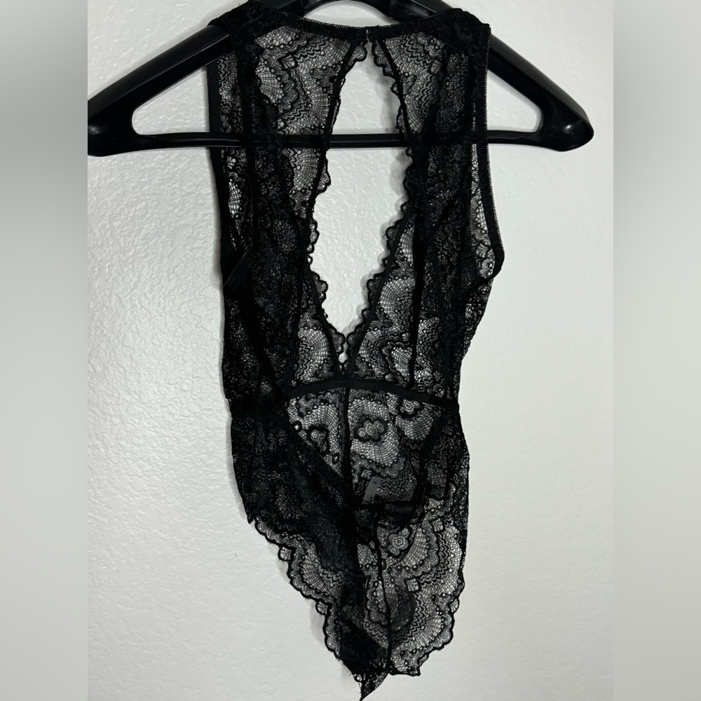 NWT- LuLus Black Body Suit Size Medium